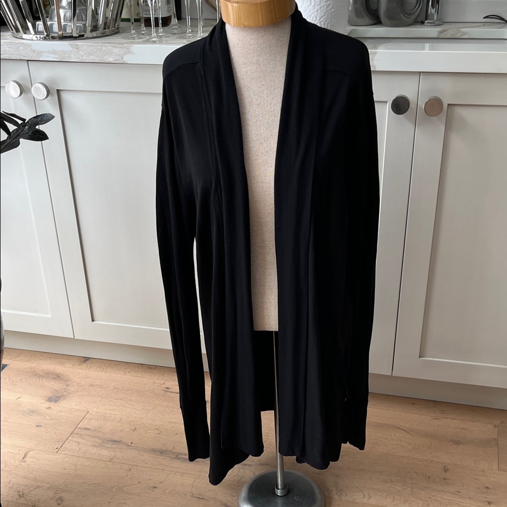 Athleta Women's Black Open Front Long Duster length Cardigan with pockets